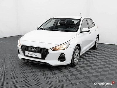 Używany Hyundai i30 Classic 100 KM (73 kW) 2018 Biały (metalik) Hatchback