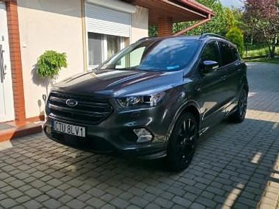 Szary Używany 2018 Ford Kuga SUV | 57 500 zł (Uczciwa cena)