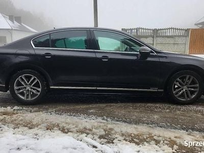 Czarny Używany 2015 VW Passat R-line Sedan/Limuzyna | 49 900 zł (Dość drogi)