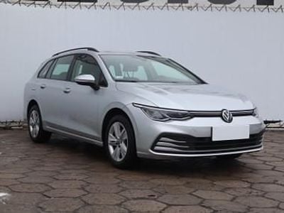 Srebrny Używany 2021 VW Golf VIII Kombi | 65 999 zł (Super Cena)