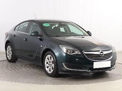 Zielony Używany 2015 Opel Insignia Hatchback | 36 999 zł
