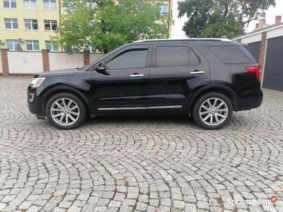 Używany Ford Explorer Limited 2017 Czarny SUV