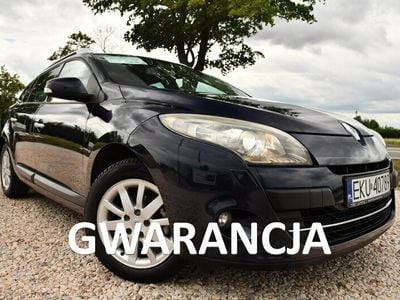 Używany Renault Mégane GrandTour 130 KM (95 kW) 2011 Niebieski ciemny (metalik, perła) Kombi