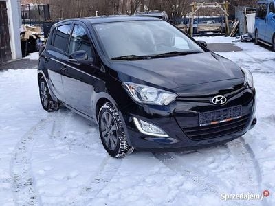 Używany Hyundai i20 2014 Czarny Hatchback