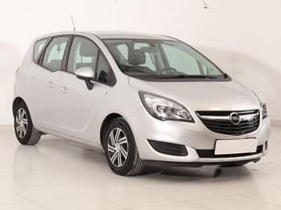 Używany Opel Meriva 101 KM (74 kW) 2016 Srebrny Minivan