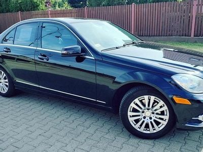 Czarny Używany 2012 Mercedes C250 Sedan/Limuzyna | 53 000 zł