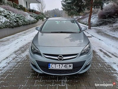 Używany Opel Astra 2014 Szary Hatchback