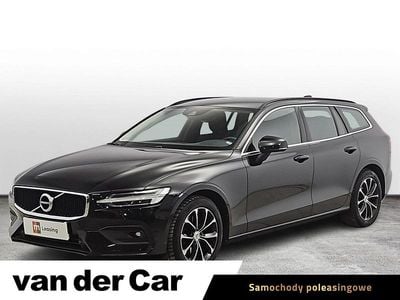 Używany Volvo V60 Momentum 163 KM (119 kW) 2021 Czarny Kombi