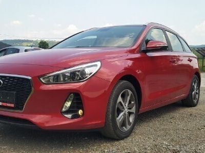 Czerwony Używany 2017 Hyundai i30 Kombi | 38 700 zł (Drogi)