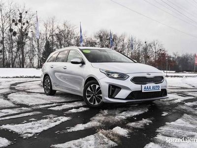 Używany Kia Ceed 2021 Srebrny Hatchback