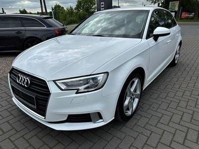 Biały Używany 2016 Audi A3 Hatchback | 59 900 zł (Drogi)