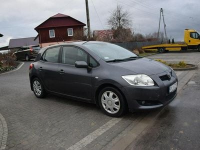 Używany Toyota Auris 126 KM (92 kW) 2007 Szary Hatchback