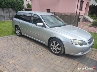 Srebrny Używany 2005 Subaru Legacy Sedan/Limuzyna | 4900 zł