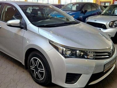 Srebrny Używany 2015 Toyota Corolla Sedan/Limuzyna | 43 900 zł (Dość drogi)