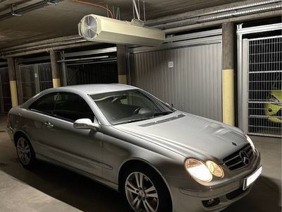 używany Mercedes CLK200 