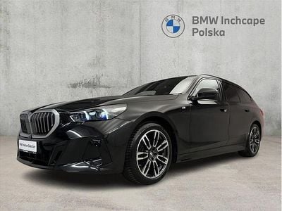 Czarny szafir metalizowany Używany 2024 BMW 520 Comfort Edition Kombi | 229 900 zł (Dość drogi)