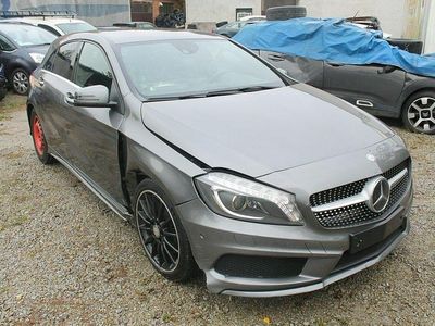 Szary Używany 2015 Mercedes A220 Hatchback | 29 900 zł