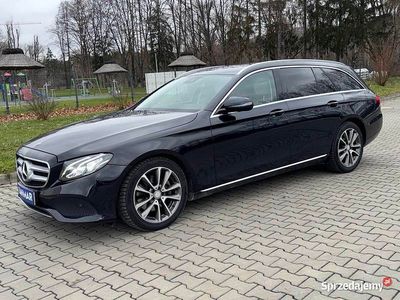 Czarny Używany 2017 Mercedes 200 Kombi | 108 900 zł