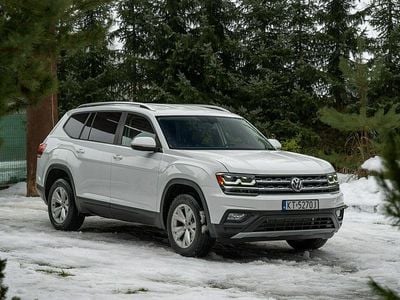 Używany VW Atlas SE 235 KM (172 kW) 2018 Biały (metalik) SUV