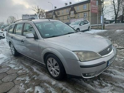 Srebrny Używany 2005 Ford Mondeo Kombi | 3200 zł