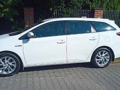 używany Toyota Auris Hybrid Salon Polska. Bezwypadkowy. Comfort . Nie taxi,