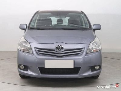 Niebieski Używany 2009 Toyota Verso Minivan | 24 499 zł (Uczciwa cena)