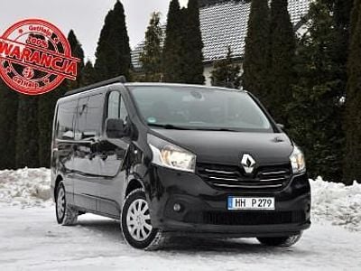 Czarny Używany 2016 Renault Trafic Minivan | 62 900 zł (Dobra cena)
