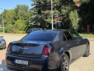 Używany 2018 Chrysler 300S | 92 250 zł