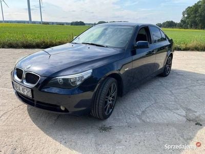 BMW 525
