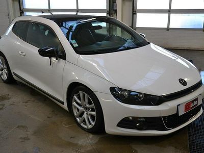 Biały Używany 2009 VW Scirocco Coupe | 12 500 zł