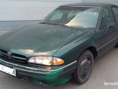 Używany 2000 Pontiac Bonneville Sedan/Limuzyna | 1234 zł