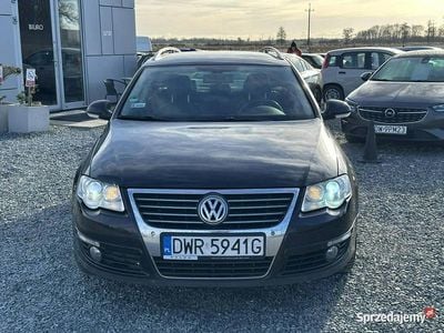 Czarny Używany 2006 VW Passat Highline Kombi | 8900 zł (Super Cena)