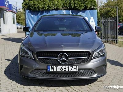 Szary Używany 2018 Mercedes CLA200 Shooting Brake Kombi | 69 500 zł