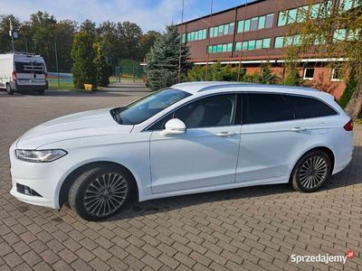 Biały Używany 2015 Ford Mondeo Kombi | 39 000 zł (Drogi)