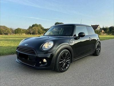 Czarny Używany 2016 Mini ONE Hatchback | 54 850 zł