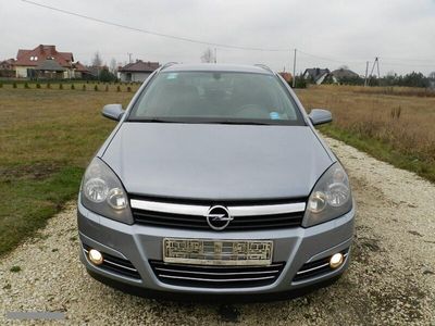 używany Opel Astra 1.9dm 120KM 2004r. 189 000km