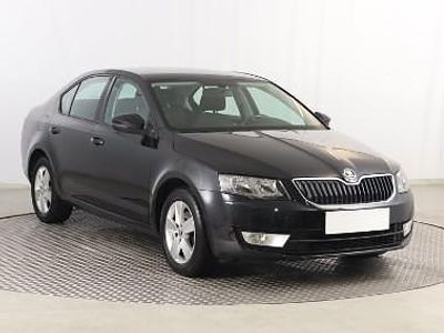 Czarny Używany 2016 Skoda Octavia Hatchback | 45 499 zł (Dobra cena)