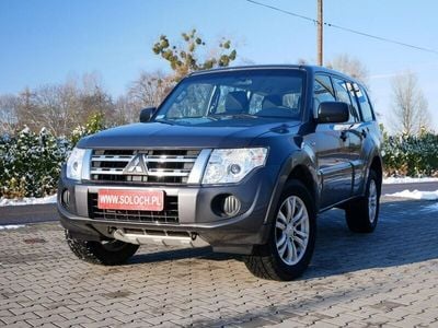 Grafitowy Używany 2012 Mitsubishi Pajero Select SUV | 73 900 zł