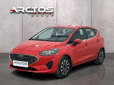 Używany Ford Fiesta Titanium 75 KM (55 kW) 2022 Czerwony jasny Hatchback