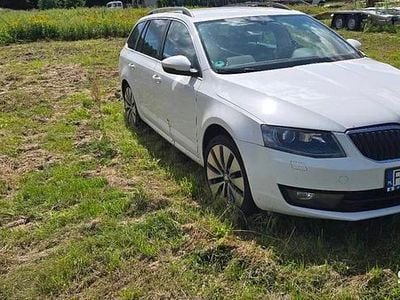 Używany Skoda Octavia 2015 Biały Kombi