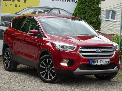 Używany Ford Kuga 182 KM (133 kW) 2017 Czerwony (metalik) SUV