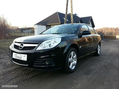 Używany Opel Vectra Elegance 150 KM (110 kW) 2008 Czarny (metalik) Sedan/Limuzyna