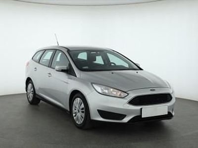 Srebrny Używany 2015 Ford Focus Kombi | 26 999 zł (Dobra cena)