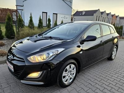 Używany Hyundai i30 135 KM (99 kW) 2014 Czarny Sedan/Limuzyna