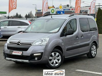 Szary (metalik) Używany 2017 Citroën Berlingo Minivan | 26 900 zł