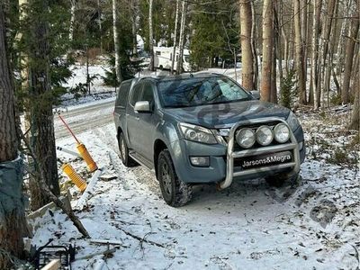 używany Isuzu D-Max 2.5dm 163KM 2012r. 311 020km