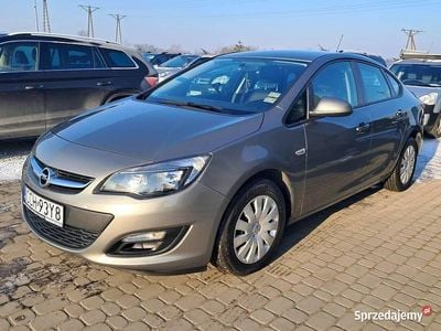 używany Opel Astra 2016r 1.4 t gaz Isofix parktronic zarejestrowany 1 właściciel