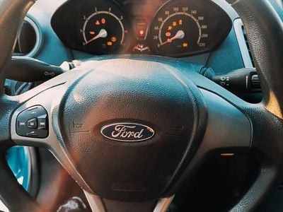 Używany Ford Fiesta 2008 Niebieski Hatchback