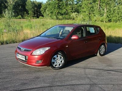 Używany Hyundai i30 2007 Czerwony Hatchback