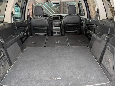 Granatowy Używany 2019 Ford Galaxy Minivan | 80 000 zł